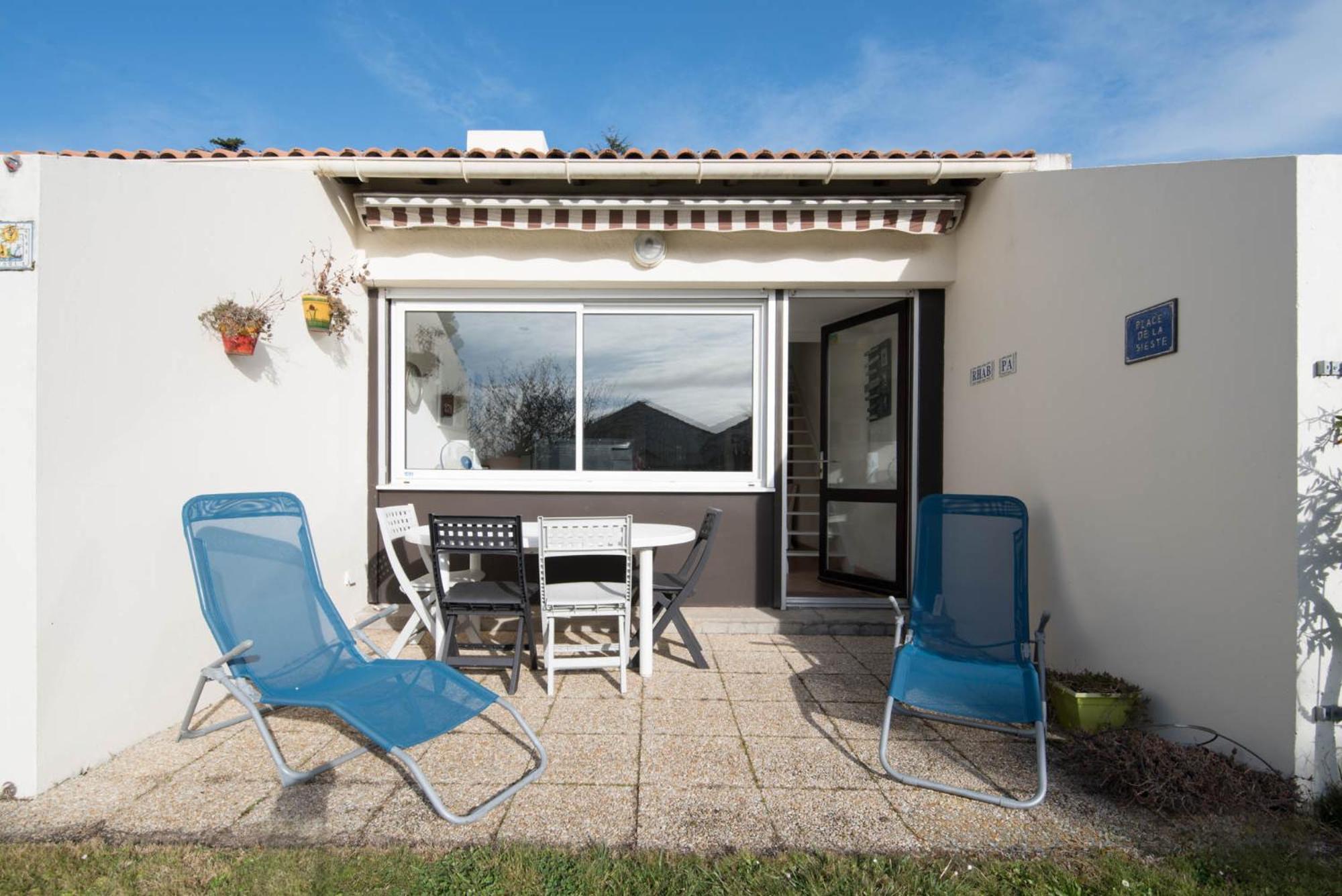 Maison Dans Residence Calme + Piscine A Pornic Luaran gambar